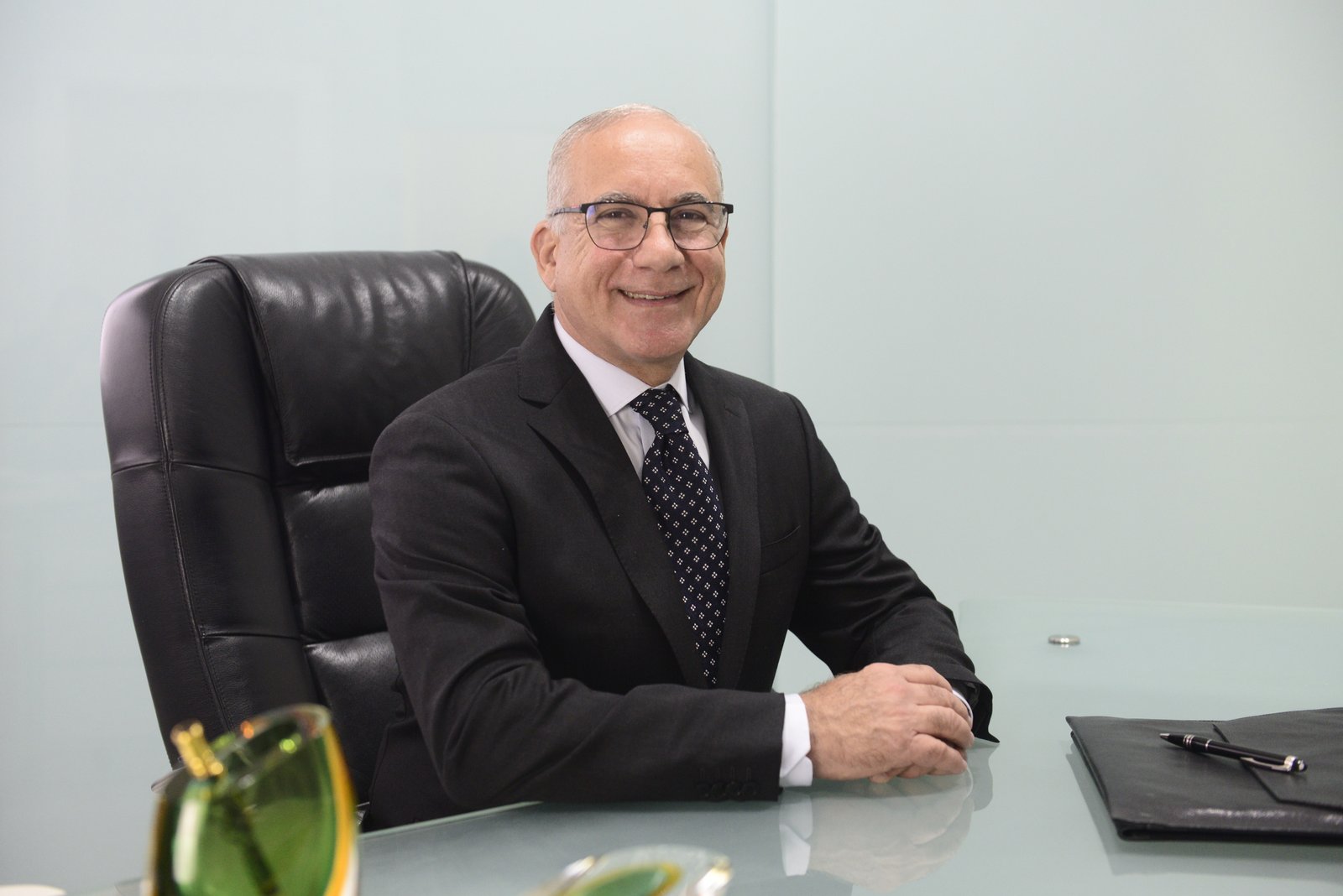 Dr. Carlos Alberto Borges, cirurgião plástico